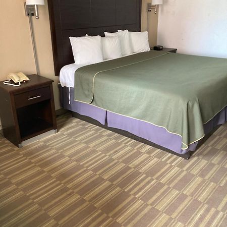 Americas Best Value Inn Clute Extérieur photo