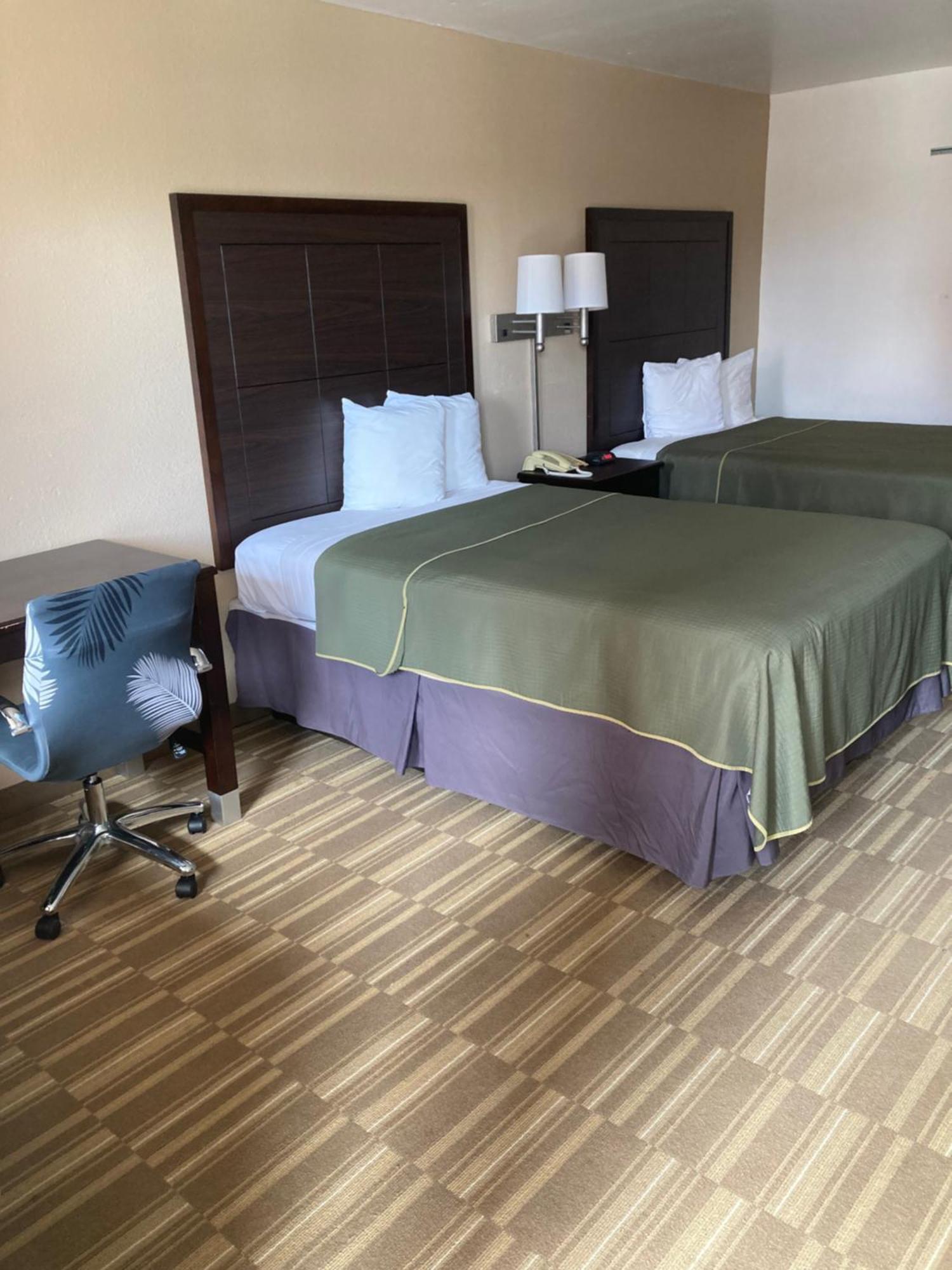 Americas Best Value Inn Clute Extérieur photo