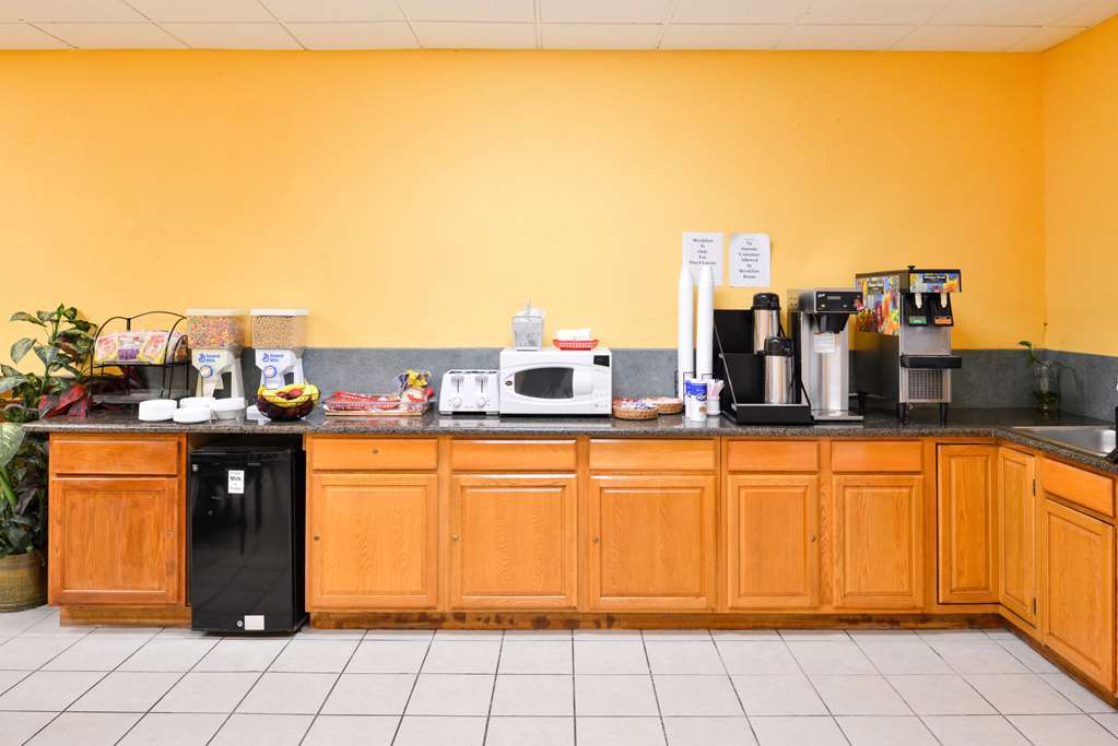 Americas Best Value Inn Clute Facilités photo