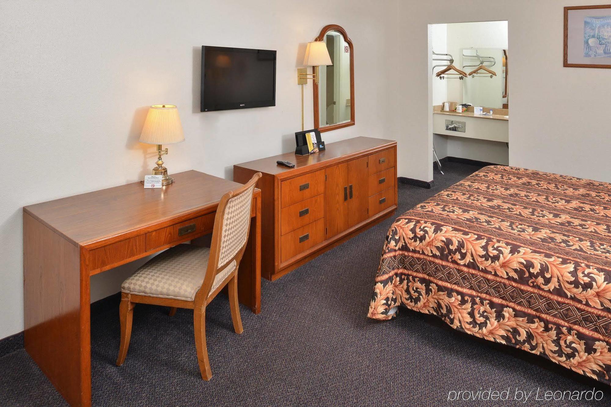 Americas Best Value Inn Clute Extérieur photo